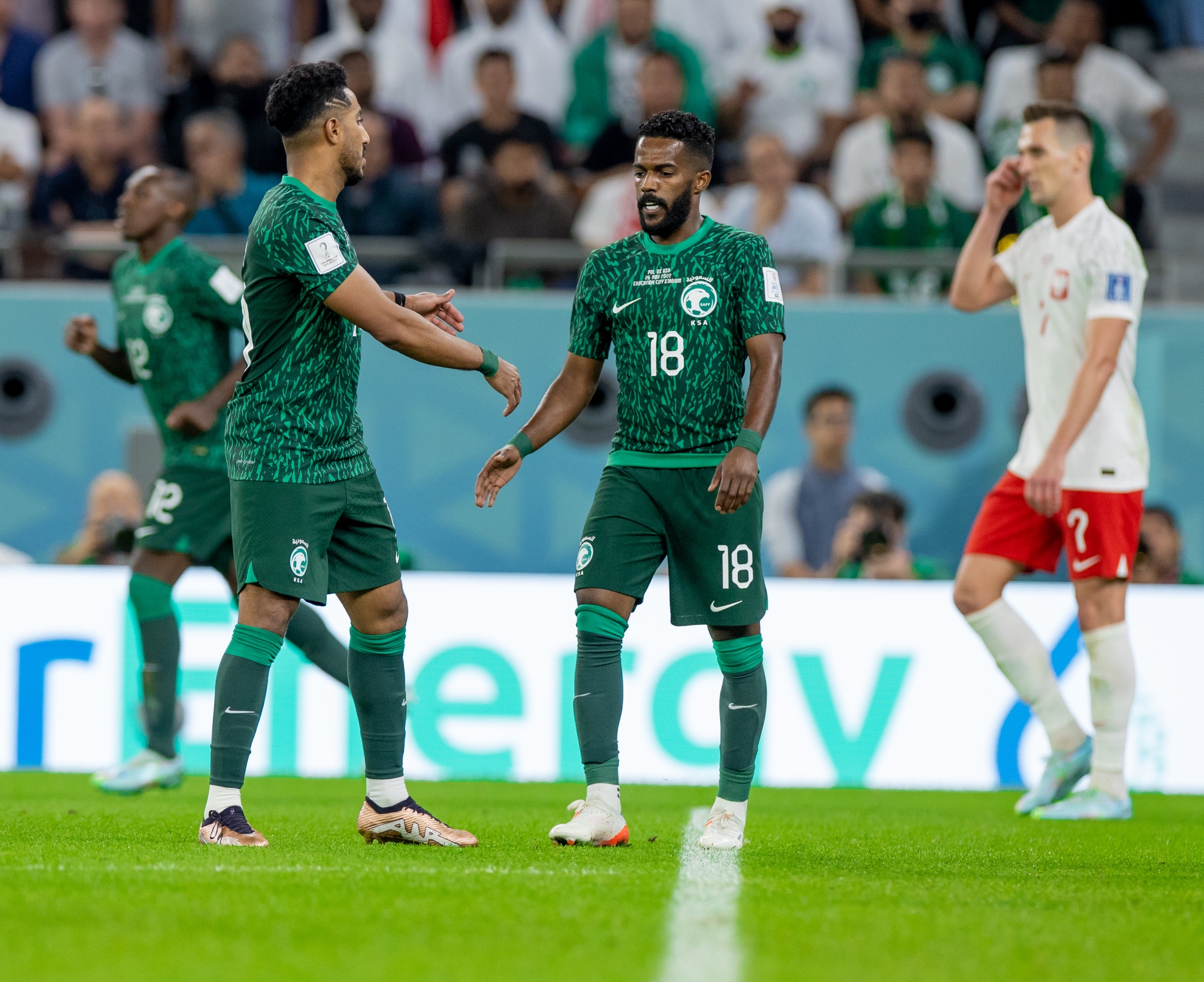 المنتخب السعودي يقع في ورطة بعد الهزيمة من بولندا في كأس العالم 