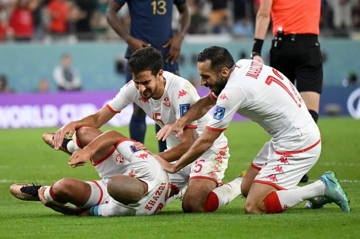 في مفاجأة مدوية.. تونس تهزم فرنسا وتخرج من بطولة كأس العالم 