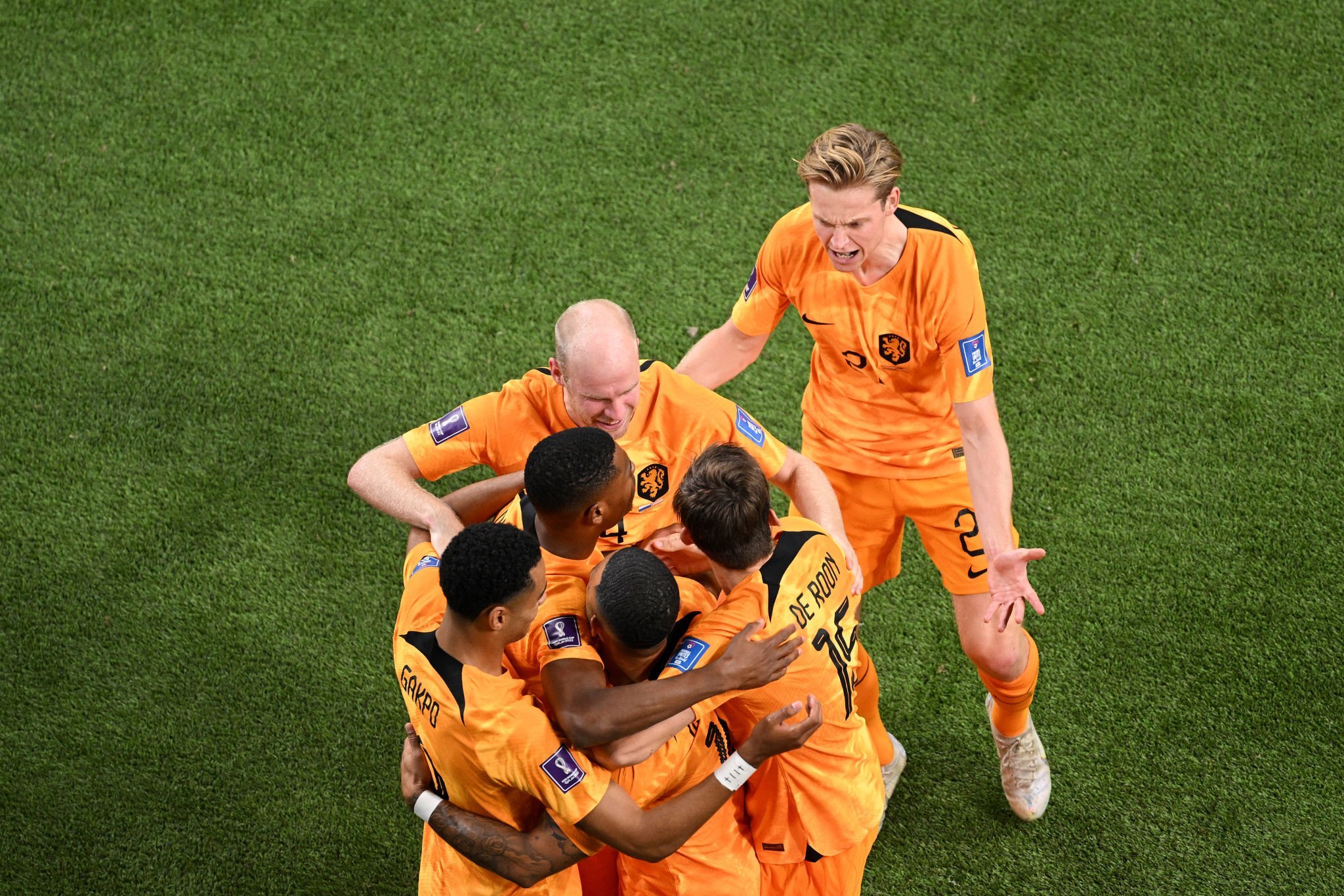 ترددات القنوات الناقلة والمفتوحة لمباراة هولندا والارجنتين في كأس العالم 2022 