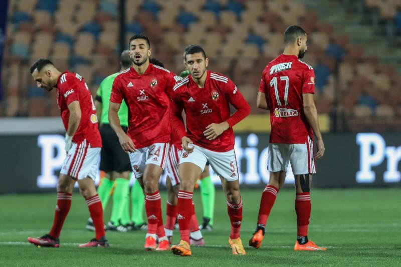 كولر يدفع بـ كهربا وتاو في تشكيل الأهلي الرسمي أمام الرجاء المغربي